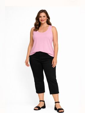 NWT Torrid Crop Jeans Black Size 1 (14/16) Minimalist Super Soft Pull-On Stretch